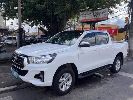 TOYOTA HILUX SW4 2.8 SR 4X4 16V TURBO INTERCOOLER DIESEL 4P AUTOMÁTICO